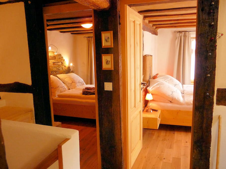 Beide Doppelschlafzimmer: Romatikstube und Eulennest
