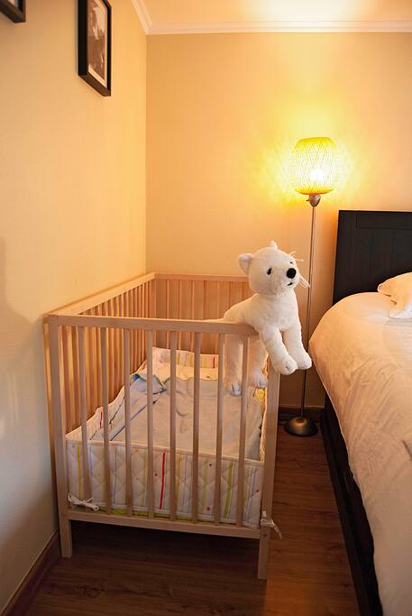 Detail of the baby's bed