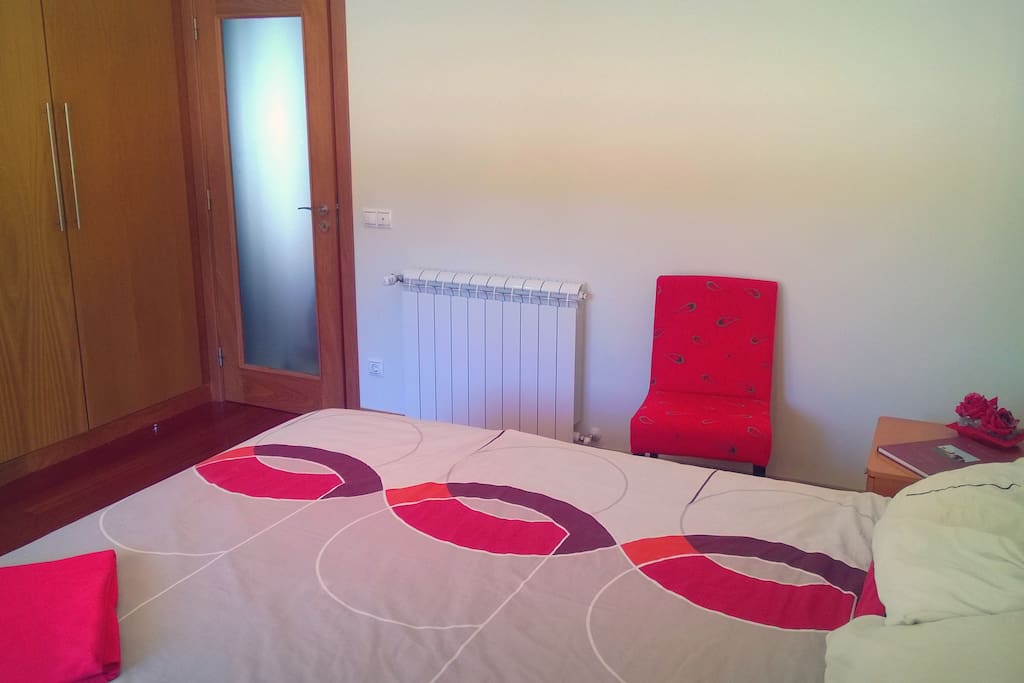 O Quarto Vermelho / The Red Room (2)