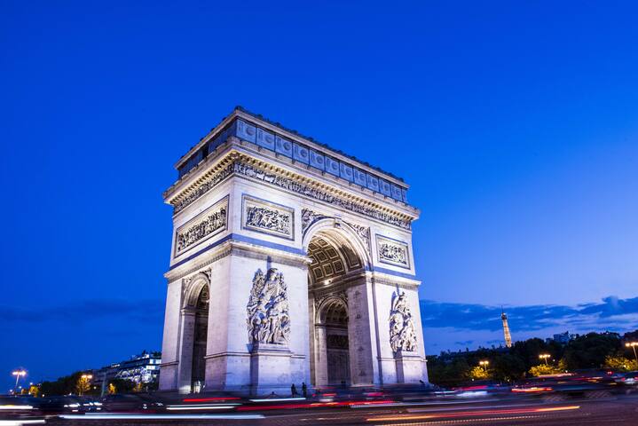 Peaceful comfort near the Champs-Elysees