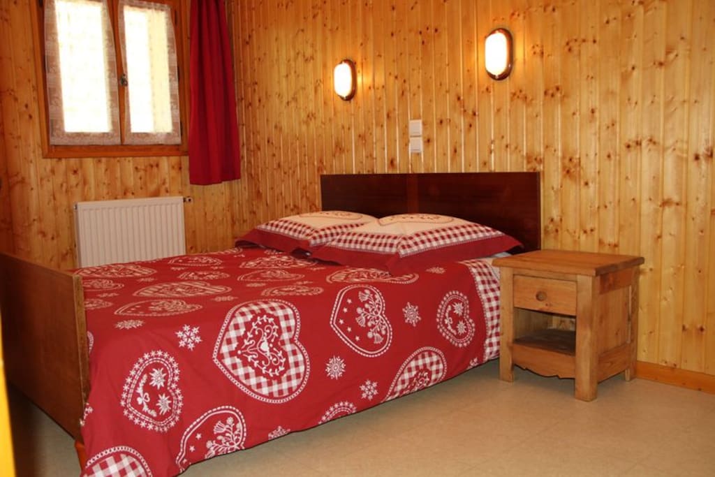 1 chambre 1 grand lit