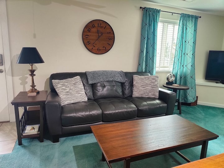 Top 12 Airbnb Vacation Rentals In Thornton, Colorado Updated 2024