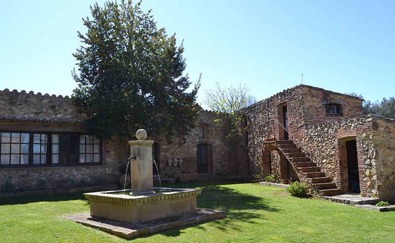 luxury and nature in a country house from s. XVI gallery image 5