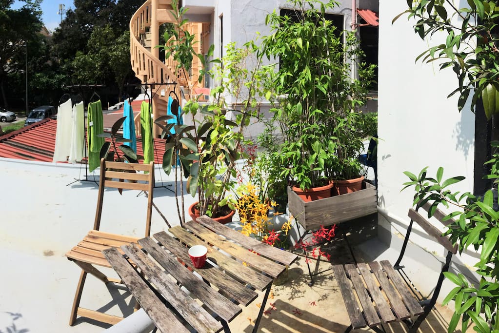 Chill out in our outdoor garden. Sun your laundry here too!