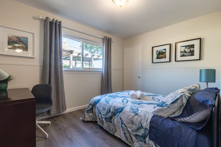 Dhoma e gjumit 4 me krevat të plotë