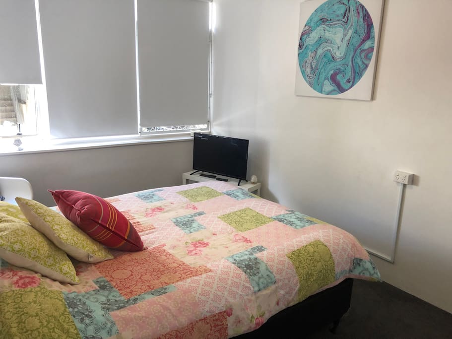 Modern Great value 2 bedroom with Netflix - Apartments for