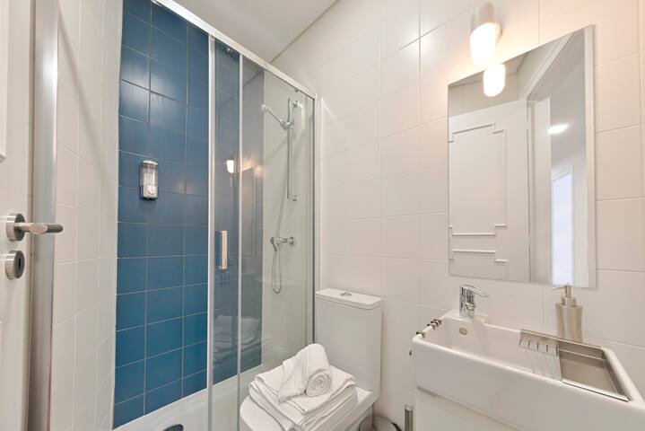 Sleep In Centre – Apartments 3D gallery image 5