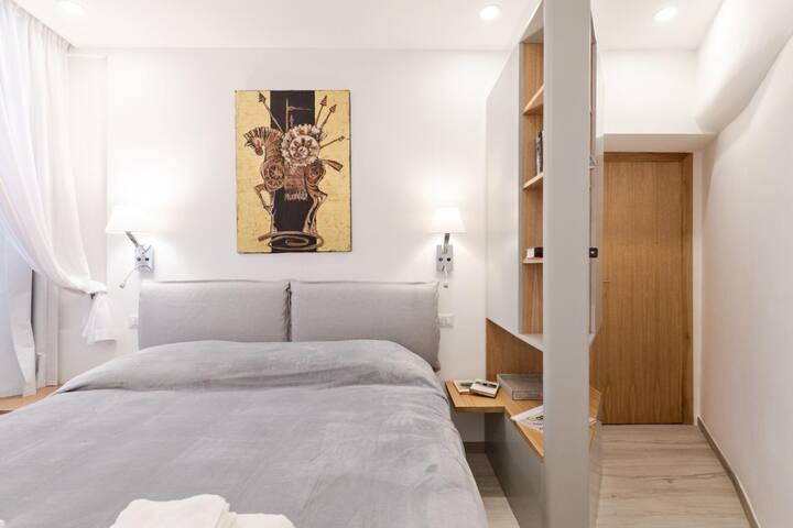 Monti Duplex – 5 min walk to Colesseum gallery image 4