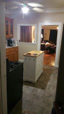2 bedrooms & private bath for rent in a 3br/2ba