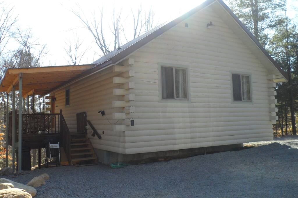 Main Cabin with Deck and Canopy