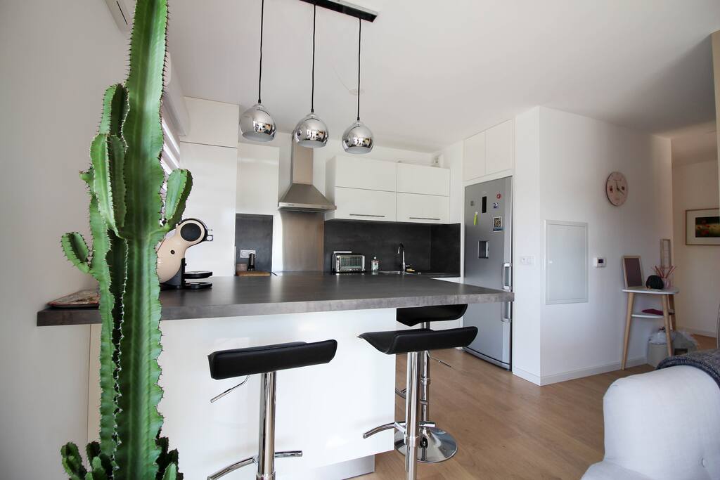 Open kitchen