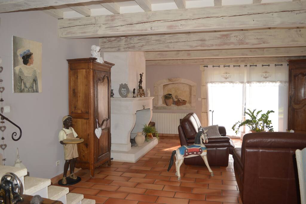 LE SALON