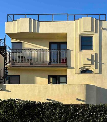 Beach Villa, Ocean Views, Rooftop Deck Grill gallery image 3