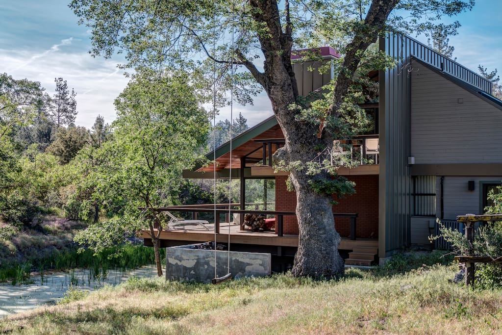 Architectural sanctuary 5 miles from Idyllwild Houses for Rent in