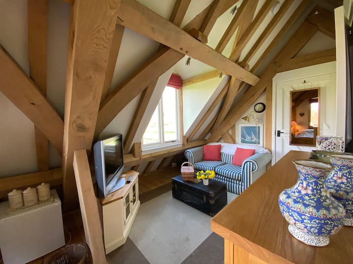 The Oak Barn, Your Own Space In A Thameside Hamlet - Oxfordshire