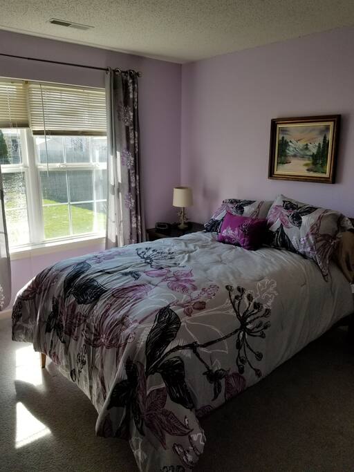 Guest bedroom