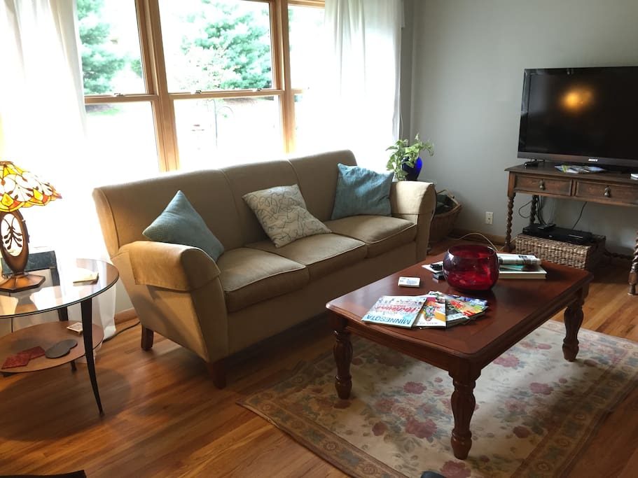 Living room (facing west for afternoon sun)
