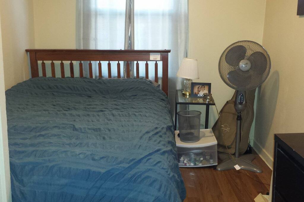 Bedroom (Double Bed)