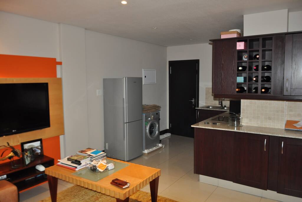 Kitchen (Open Plan)