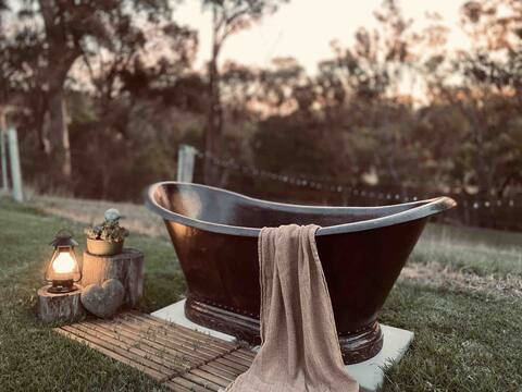 Riverside at Ryans Rest - Tiny House Farm Stay