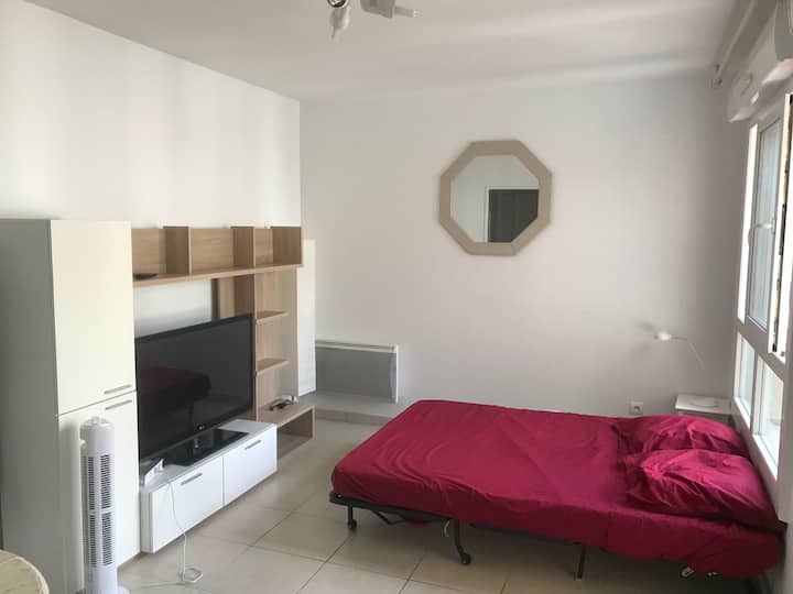 Studio Avec Balcon à 10 Min Du Centre Ville - Niza