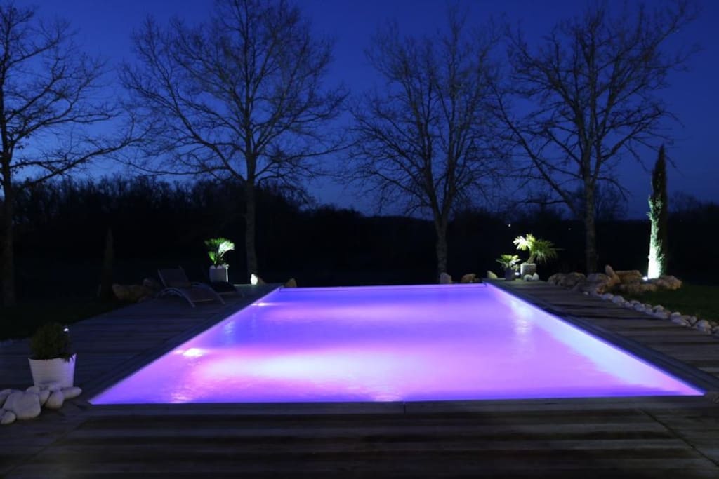piscine à débordement