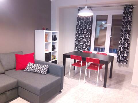 Modern twin room, only girls/women