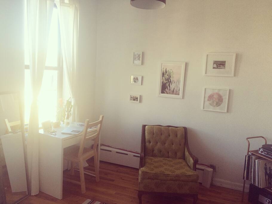 Awesome reading chair, desk space.