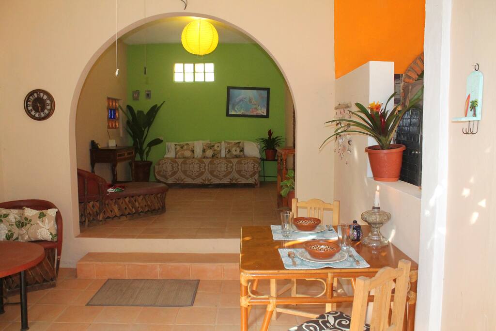 Main room: dining table, 4 chairs available.