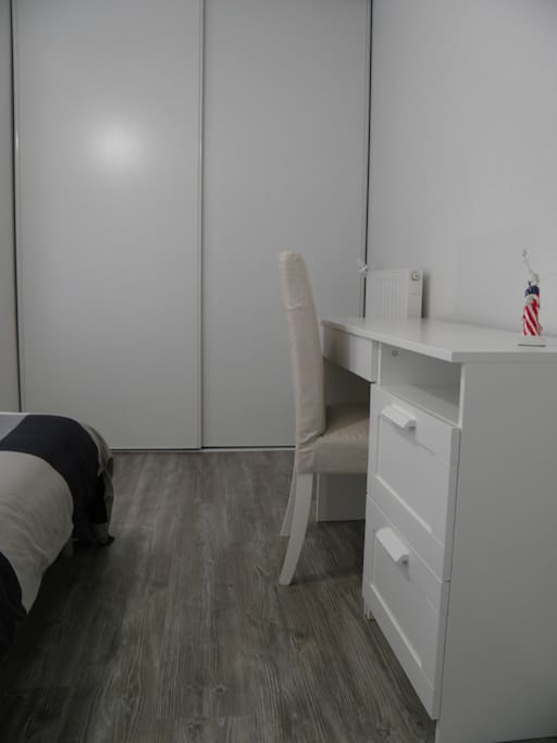 La chambre qui vous accueillera – Bureau