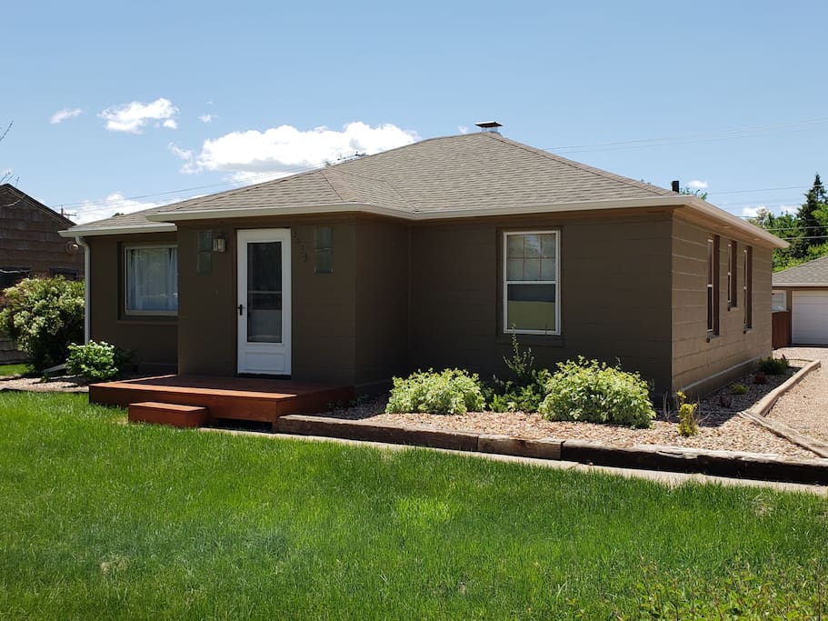 Rapid City Black Hills Westside Home With Garage Houses for Rent in