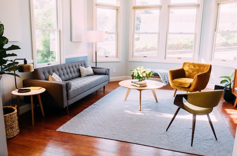 Stylish Victorian with private outdoor yard