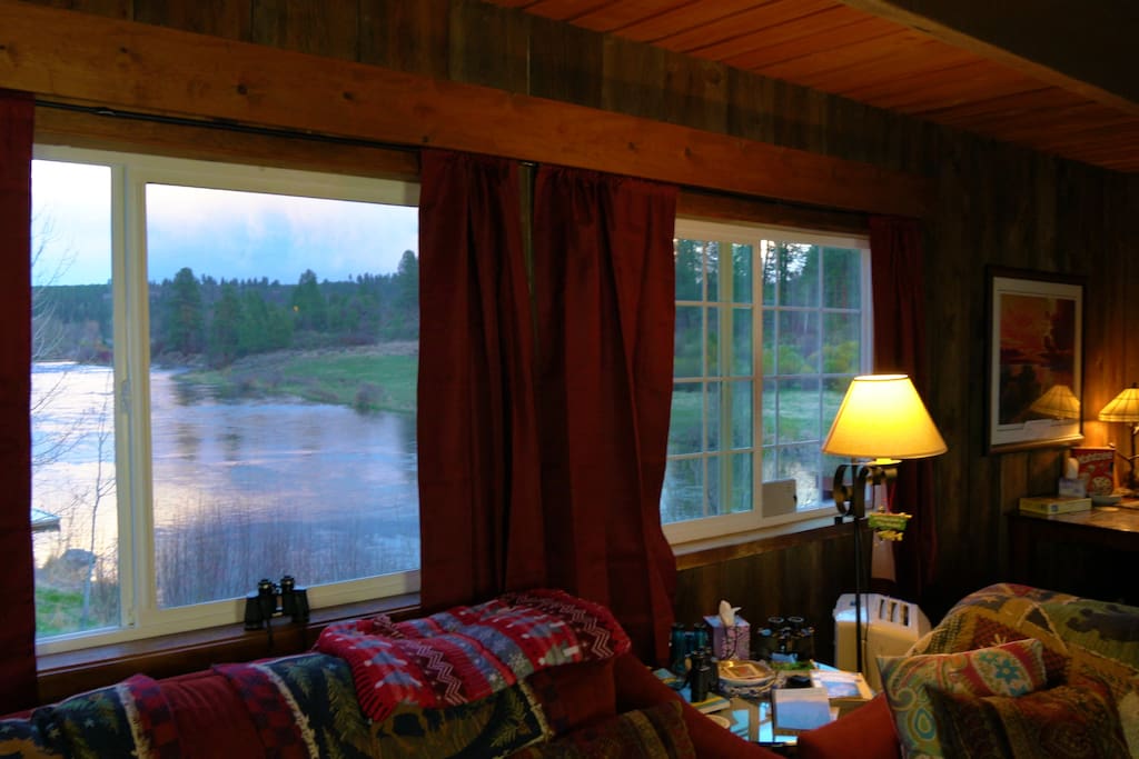 Living room River View