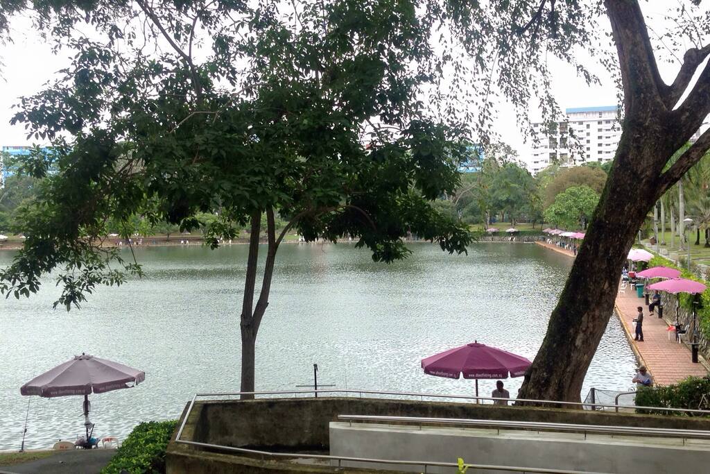 Pasir Ris Park where is famous for its huge catch and prawn fishing