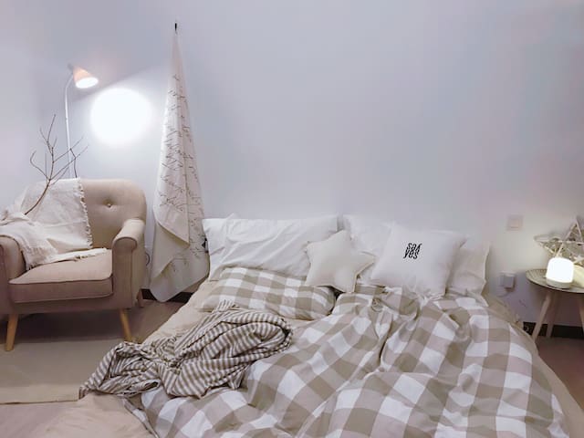 Aha's Home x HOME | Huizhou CBD Jiangbei Kaisa Ins Windminster / Projector Security Clean Convenient Transport Convenient 5-minute walk