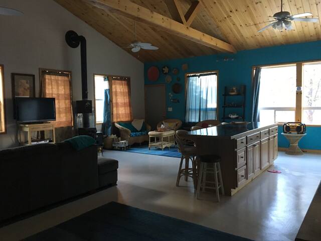 Airbnb Seven Bays Vacation Rentals Places To Stay