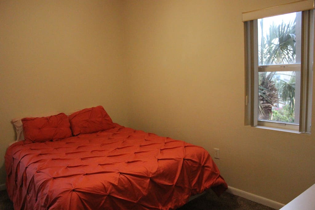 Brand new queen size memory foam mattress