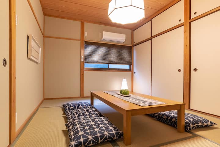1F Japanese style living room and bedroom.