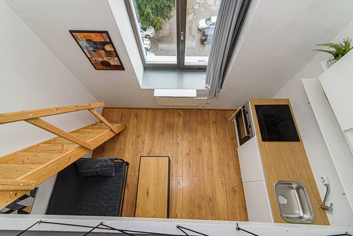 Nice Cozy loft apartment near city center!