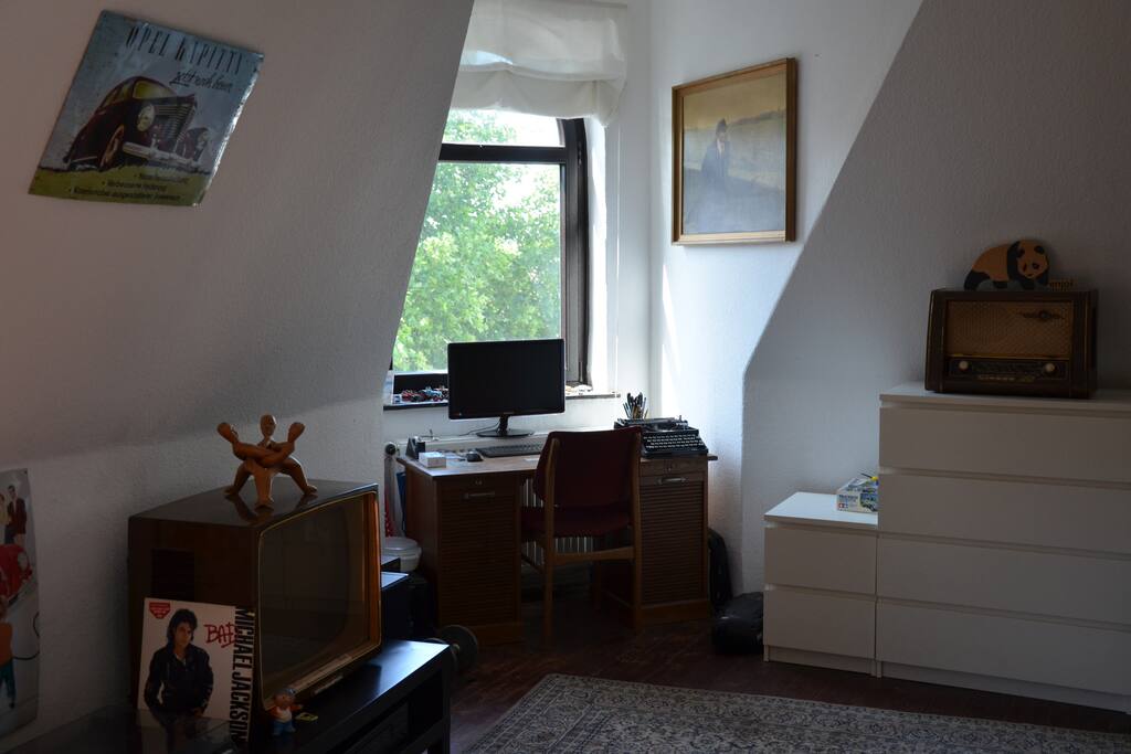 Schreibtischerker - Zimmer