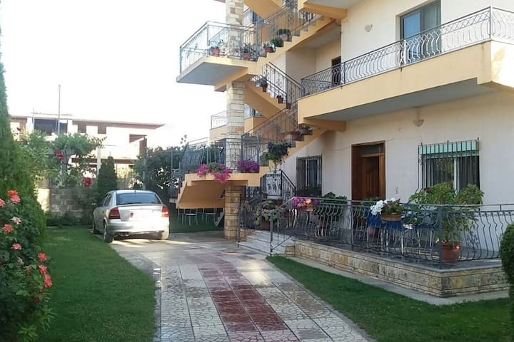 Airbnb Durres Ferienwohnungen Unterkunfte Qark Durres