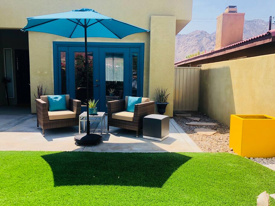 Private courtyard
