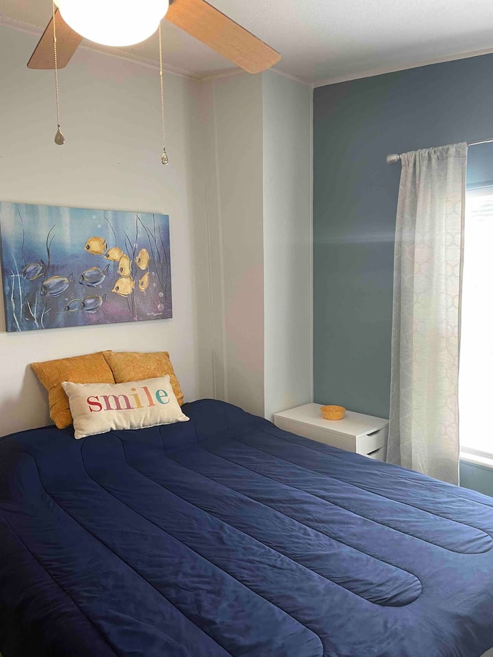 ห้องนอนที่ 2 เตียงนอนสบายผ้าปูที่นอนผ้าฝ้ายอียิปต์