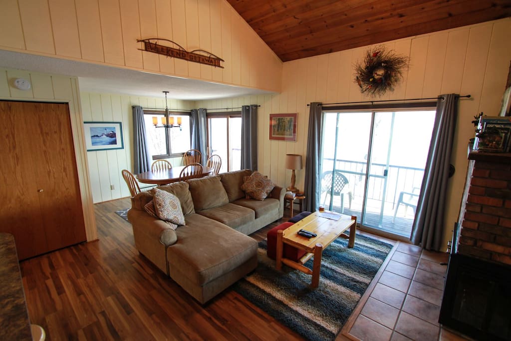 Enjoy the views of Lake Superior from your living room, dining room and private balcony.