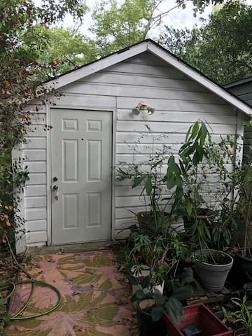 Writer's haven in private guesthouse.