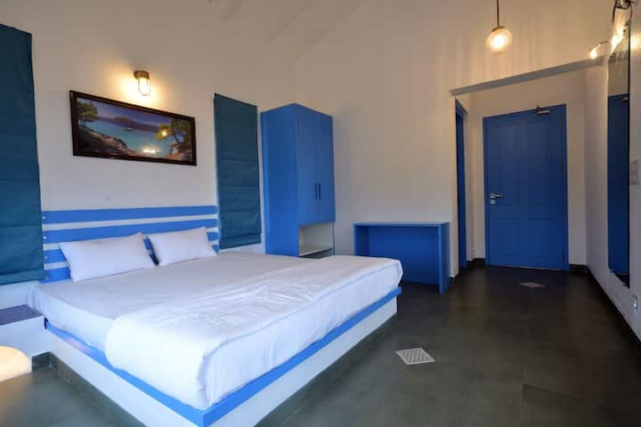 Dormitorio -1 totalmente amueblado