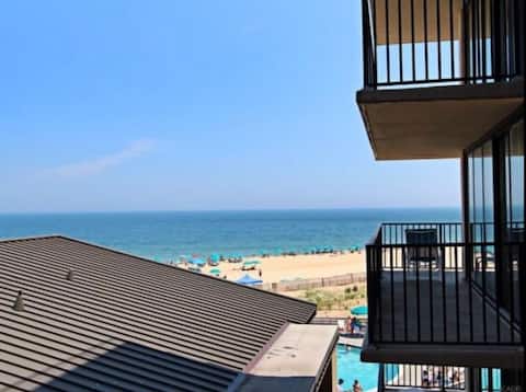 Featured on HGTV! Bethany Beach Ocean Front Condo