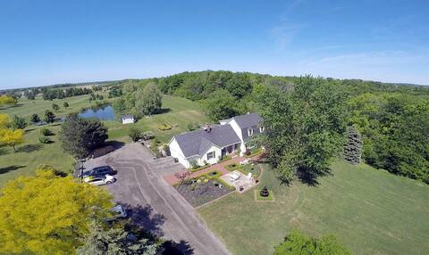 Twenty Valley Country Home