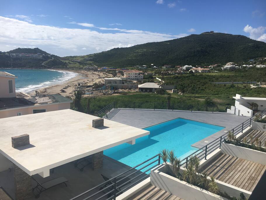 Swimming pool & Gazebo