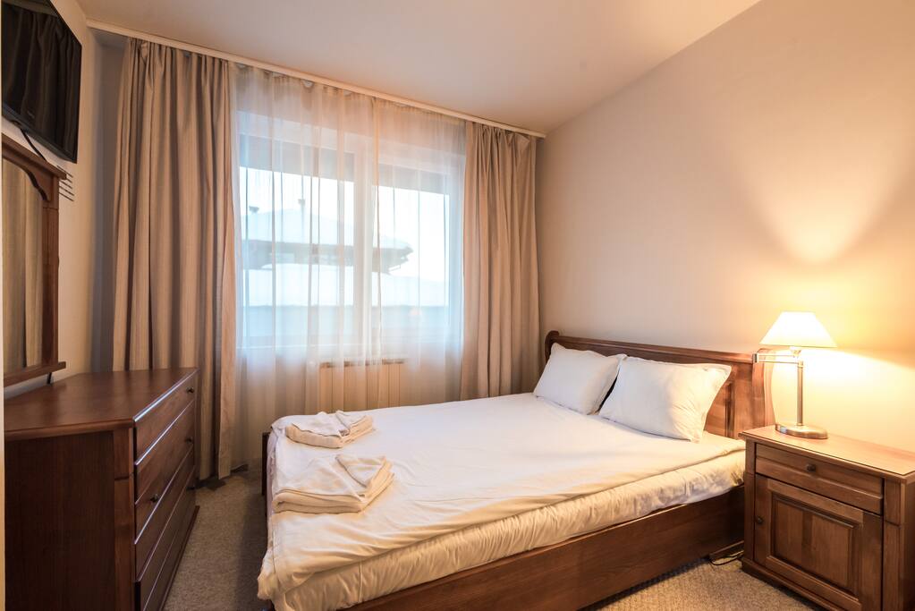 Double Bedroom - plenty of hanging space and drawers